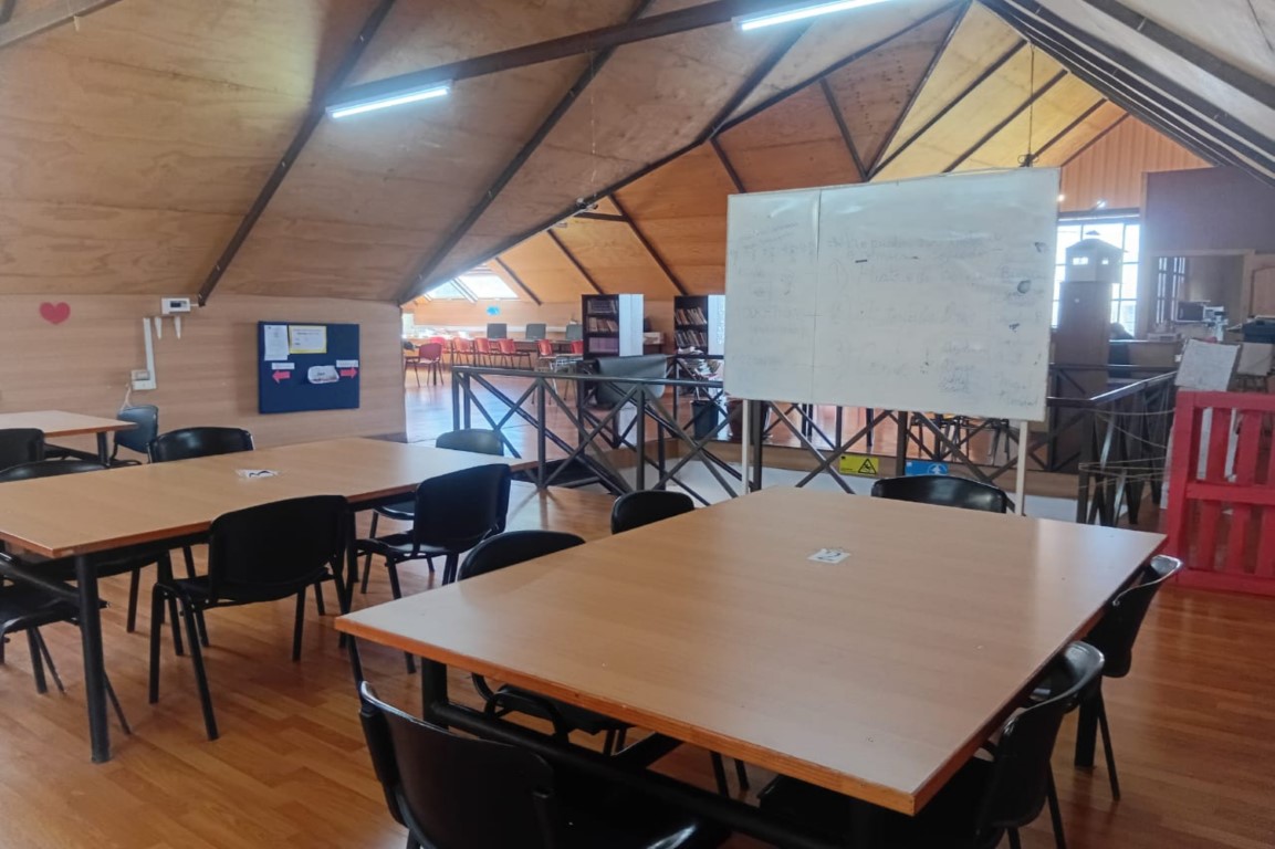 Biblioteca 4